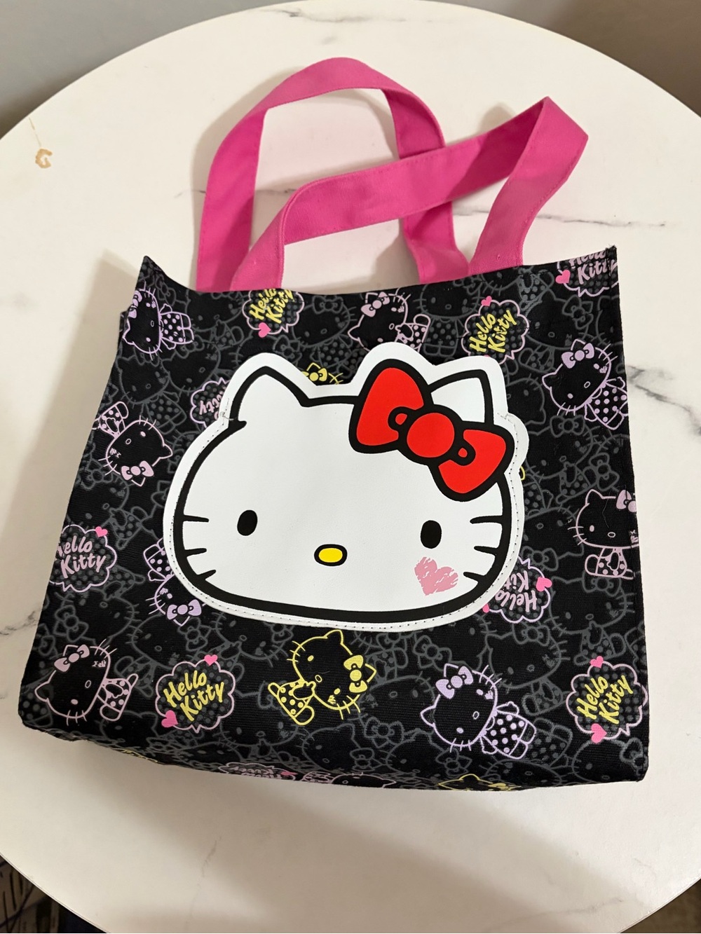 ⛱️ Hello Kitty Canvas Bag - Picture 2 of 6